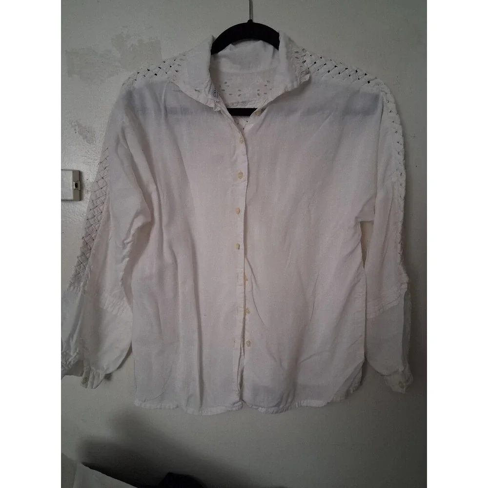 White Button-Up Blouse with Embroidered Details and Lace Accents Size 10